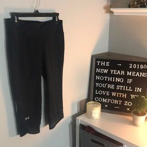 Under armour cropped leggings 👖